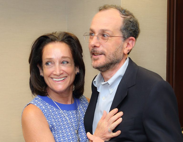 Why Frayda Gives: How One Client Uses Her DAF